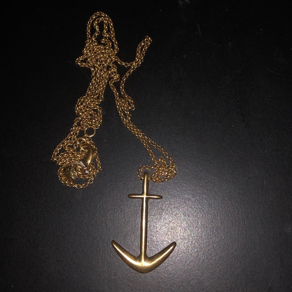 Anchor pendant necklace